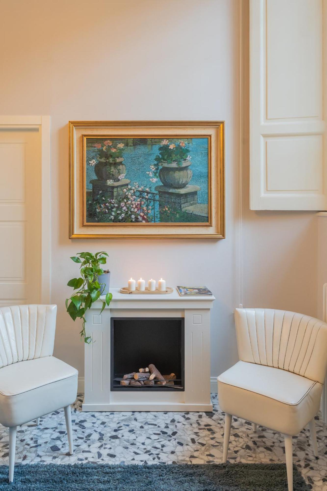 Cinque Giornate 70 Suites By Rent All Комо Экстерьер фото